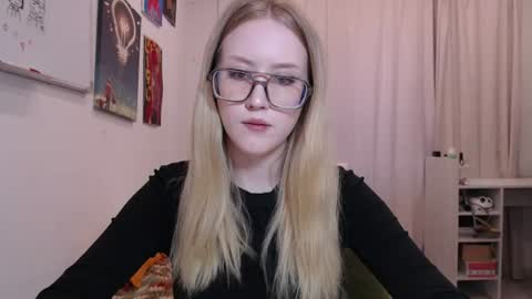 joan_kiss online show from June 2026 12:13:01 AM