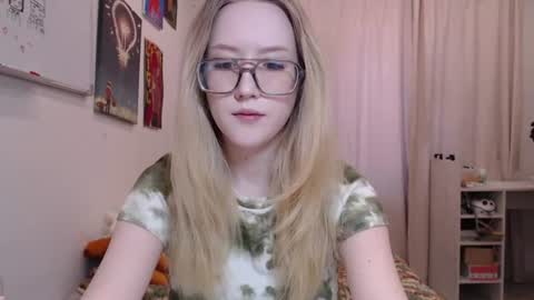 joan_kiss online show from June 2026 12:44:01 AM
