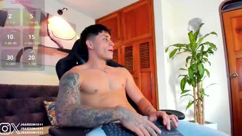 Snapshot of joan_soto chatting on October 2025 01:51:02 PM joan_soto online show from October 2025 01:51:02 PM