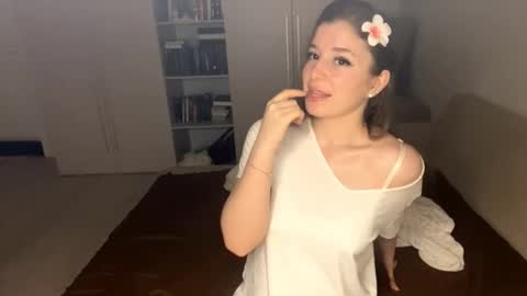 Snapshot of joanalkins chatting on October 2025 08:37:02 PM Adel online show from October 2025 08:37:02 PM