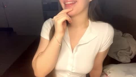 Snapshot of joanalkins chatting on November 2025 09:17:02 PM Adel online show from November 2025 09:17:02 PM