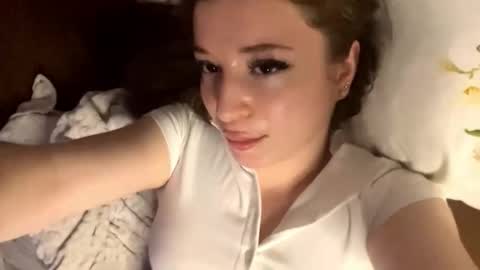 Snapshot of joanalkins chatting on November 2025 09:25:01 PM Adel online show from November 2025 09:25:01 PM