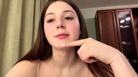 Adel online show from February 2026 07:14:02 PM