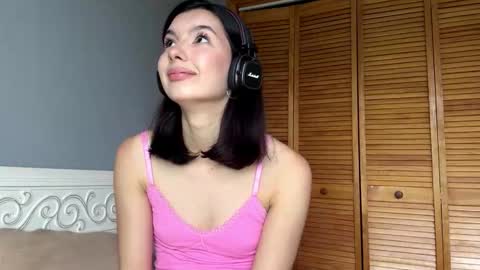 joanaphippin online show from May 2026 07:38:01 AM