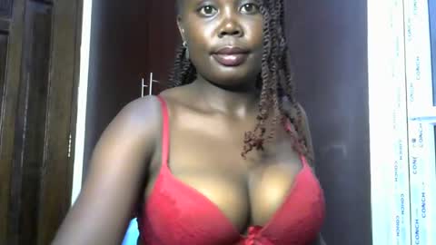 Snapshot of joankein_255 chatting on October 2025 06:15:01 PM varl online show from October 2025 06:15:01 PM