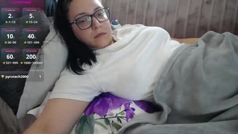 Snapshot of joanna_cw chatting on May 2026 09:39:02 AM Jo online show from May 2026 09:39:02 AM