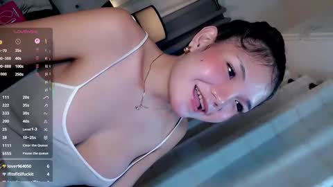 joanna_johnson online show from May 2026 06:09:01 PM