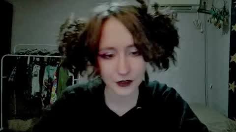 Joannatompson online show from June 2026 12:26:01 AM