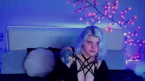 Joann online show from November 2025 09:58:01 PM