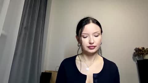 Joan online show from April 2026 06:13:02 PM