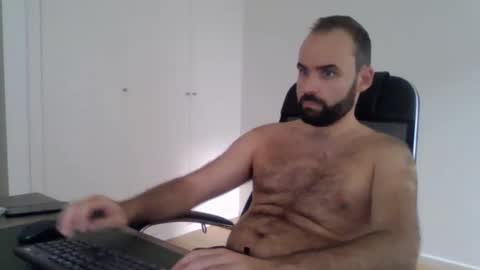 joaodias_18 online show from September 2025 05:24:01 PM