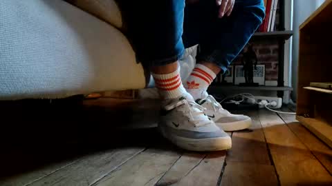 GUILLAUME feet and socks online show from February 2025 11:10:02 AM