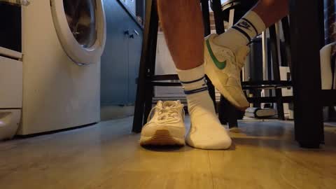 GUILLAUME feet and socks online show from September 2025 06:52:02 AM