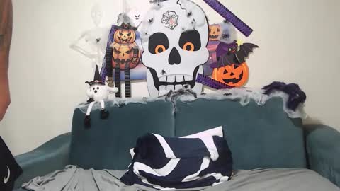 Snapshot of jodogs chatting on October 2025 10:28:02 AM Tiberius online show from October 2025 10:28:02 AM