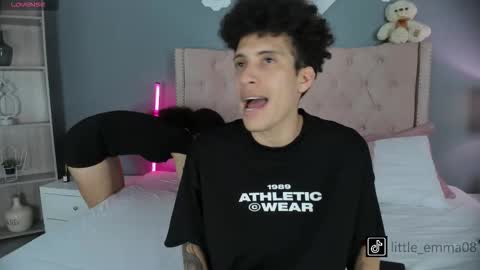 Snapshot of joeandemma chatting on October 2025 03:07:02 AM Emma Joe online show from October 2025 03:07:02 AM