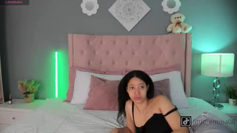 Snapshot of joeandemma chatting on October 2025 07:14:01 PM Emma Joe online show from October 2025 07:14:01 PM