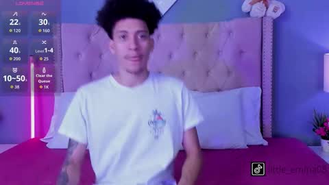 Snapshot of joeandemma chatting on November 2025 08:14:01 PM Emma Joe online show from November 2025 08:14:01 PM