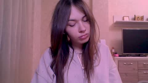 Jennifer online show from March 2026 05:56:01 PM