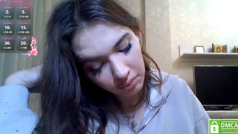 Jennifer online show from April 2026 06:52:02 PM