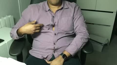 Snapshot of joeshades21 chatting on January 2025 07:31:02 PM joeshades21 online show from January 2025 07:31:02 PM