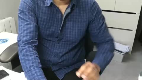 Snapshot of joeshades21 chatting on January 2025 12:04:02 PM joeshades21 online show from January 2025 12:04:02 PM