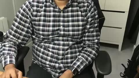 Snapshot of joeshades21 chatting on January 2025 02:36:01 PM joeshades21 online show from January 2025 02:36:01 PM