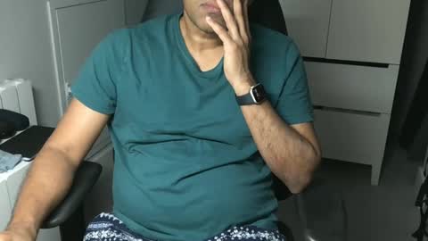 Snapshot of joeshades21 chatting on January 2025 08:34:02 PM joeshades21 online show from January 2025 08:34:02 PM