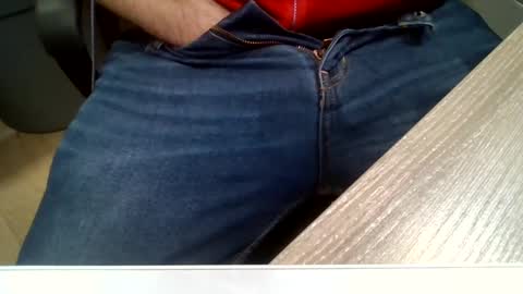 joethorne54 online show from December 2024 01:19:01 AM