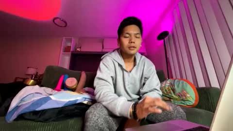 Joey De la Cruz online show from May 2026 07:37:02 AM