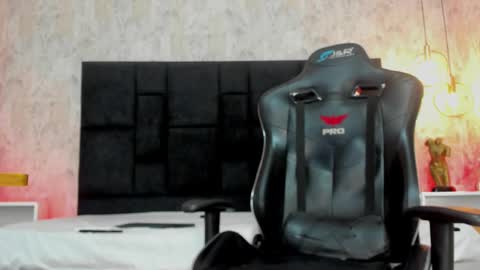 Snapshot of joeysexx1 chatting on February 2025 02:45:02 AM online show from February 2025 02:45:02 AM