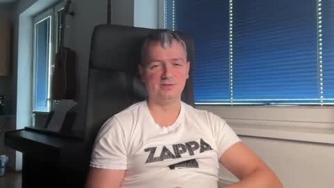 Snapshot of jogger1991 chatting on February 2026 07:19:01 AM Jogger1991 online show from February 2026 07:19:01 AM