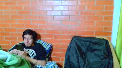 Snapshot of johan70nsexy chatting on July 2026 10:22:01 PM johan70nsexy online show from July 2026 10:22:01 PM