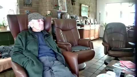 Snapshot of johan7_heet chatting on December 2024 11:59:01 AM johan7 heet online show from December 2024 11:59:01 AM