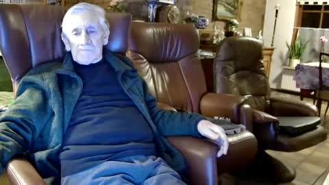 Snapshot of johan7_heet chatting on February 2025 07:49:02 PM johan7 heet online show from February 2025 07:49:02 PM