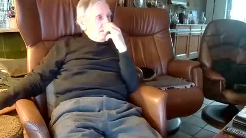 Snapshot of johan7_heet chatting on February 2025 04:32:01 PM johan7 heet online show from February 2025 04:32:01 PM