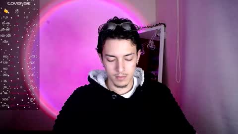 Snapshot of johan_parker222 chatting on February 2026 05:00:02 AM johan_parker222 online show from February 2026 05:00:02 AM