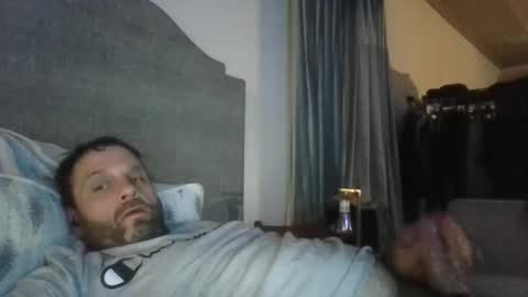 john0131739980 online show from December 2025 06:00:01 AM