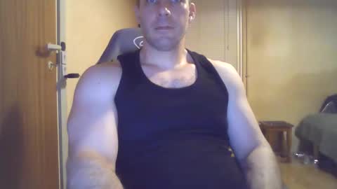 john1212124 online show from September 2025 07:13:02 PM