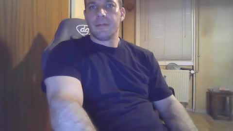 john1212124 online show from September 2025 12:44:02 AM