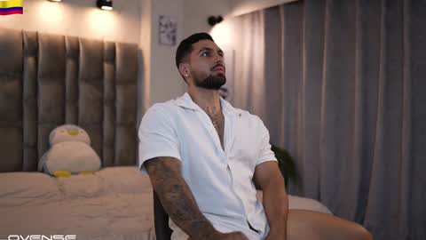 john online show from October 2025 12:33:01 AM