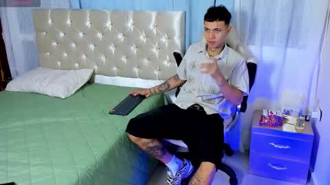 Jhon Mystic online show from September 2025 02:22:02 AM