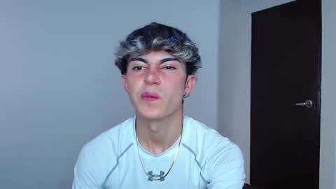 John Vichenso online show from November 2025 09:24:02 PM