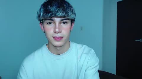 John Vichenso online show from November 2025 09:52:02 PM