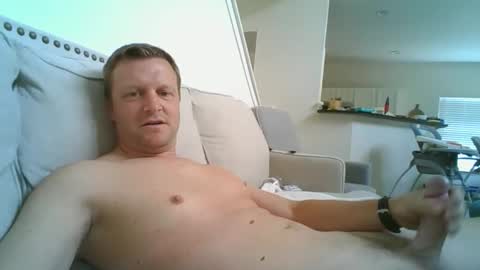 Snapshot of johnd101020 chatting on April 2026 05:29:01 PM johnd101020 online show from April 2026 05:29:01 PM