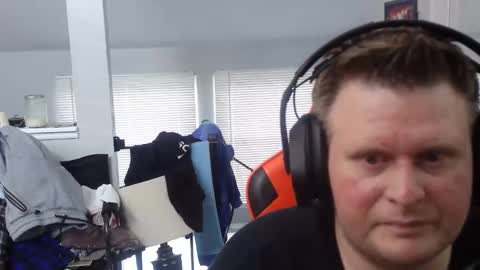 johnfernandez784 online show from April 2026 03:41:02 PM