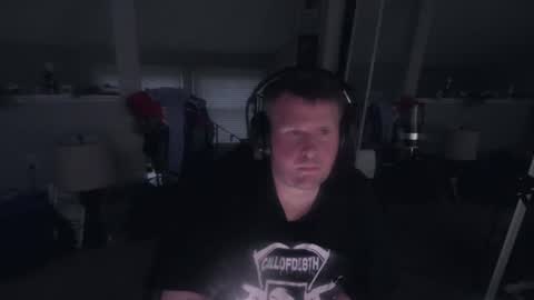 johnfernandez784 online show from June 2026 09:40:01 AM