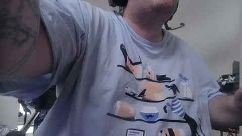 johnfernandez784 online show from July 2026 07:50:01 PM