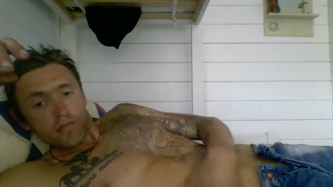 Snapshot of johngiaver3 chatting on May 2026 10:31:01 AM johngiaver3 online show from May 2026 10:31:01 AM