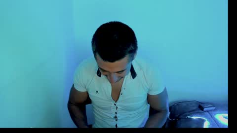 Snapshot of johnny_seens1 chatting on December 2024 12:45:02 AM Johnny online show from December 2024 12:45:02 AM