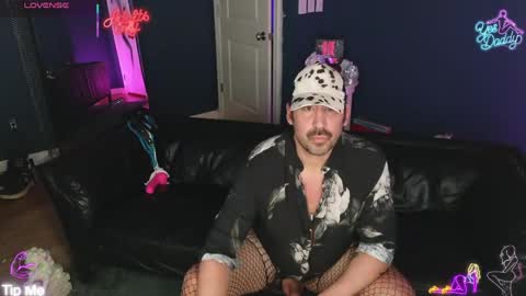 Snapshot of johnnyfromspace chatting on April 2026 05:21:02 AM Johnny from Space online show from April 2026 05:21:02 AM